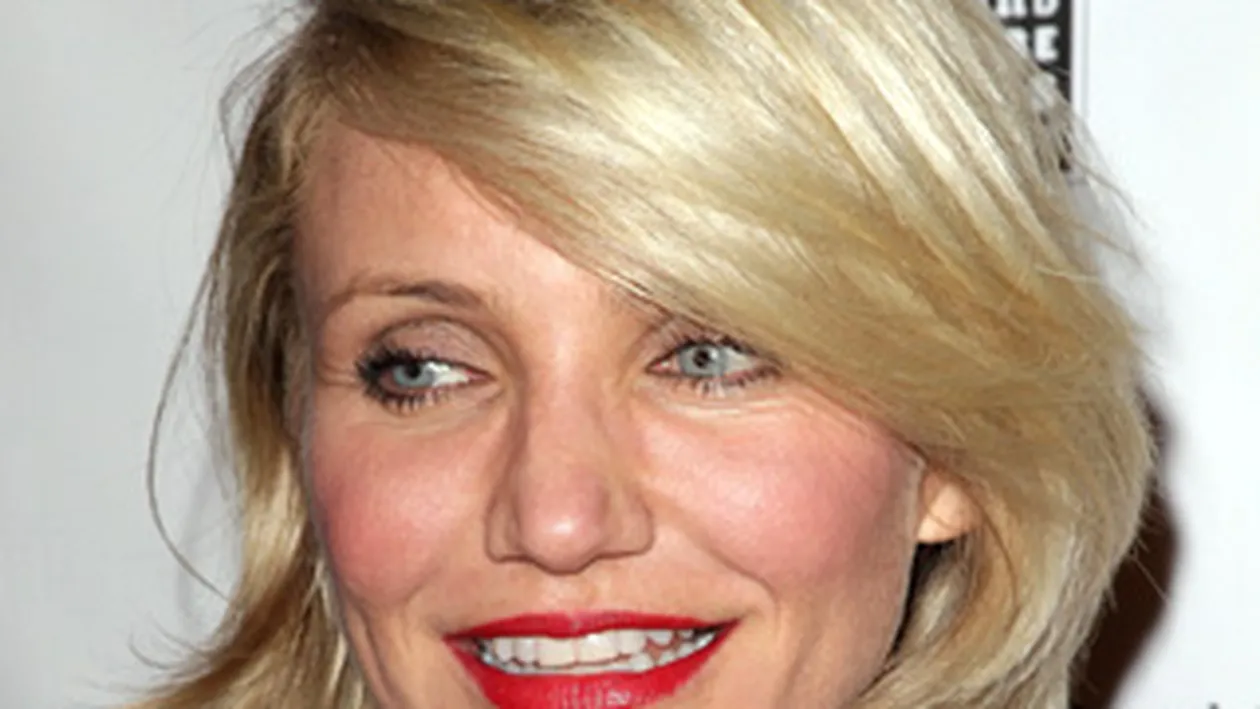 Cameron Diaz recunoaste ca e dependenta de sex! Ii place si cu femei, dar si singura!