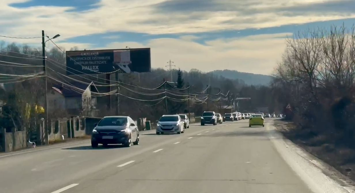Turiștii fac coadă pe DN1, Valea Prahovei