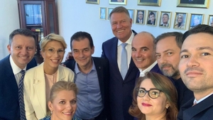 Klaus Iohannis s-a întâlnit astăzi cu liderii PNL: ”Pregătim depunerea candidaturii”