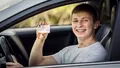 Lege nouă pentru permisul auto categoria B. Șoferii care NU mai pot fi singuri în mașină