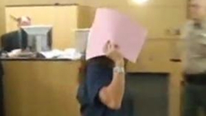 VIDEO O femeie a vrut sa-si vanda copilul pentru 500 de dolari, intr-un fast food