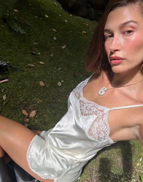 Hailey Bieber