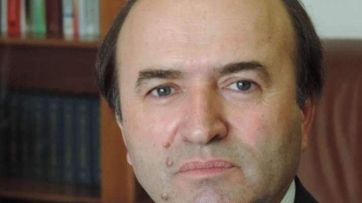 Ministrul Justiţiei a prezentat rezultatul evaluarii general Augustin lazăr şi procurorului-şef al DNA, Laura Codruţa Kovesi
