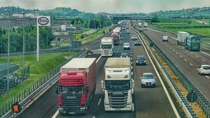 Șofer român arestat în Marea Britanie! Polițiștii au găsit 15 copii în camionul pe care il conducea