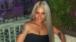 Anda, tânăra de 34 de ani găsită fără suflare în apartament, și-a presimțit moartea?! Mesajul cutremurător pe care l-a postat: ”Fă-mi cu mâna ori de câte ori privești spre cer”