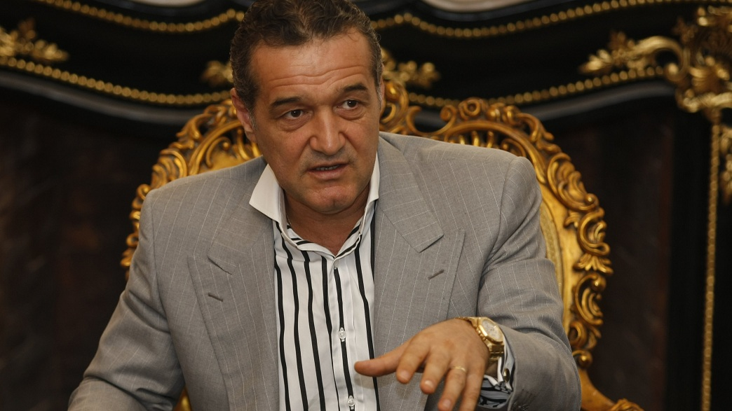 Gigi Becali, prezent la slujba de sfințire a Catedralei Mântuirii Neamului: ”E cea mai mare realizare…”
