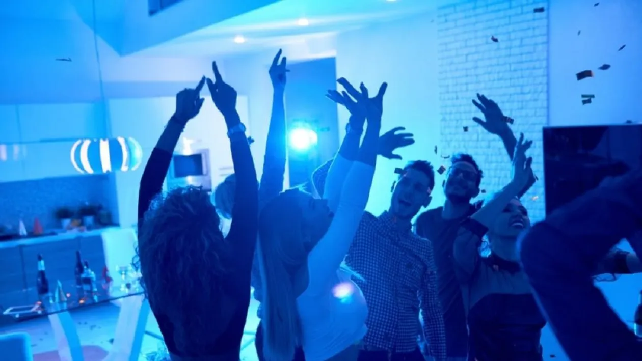 Veste proastă pentru români. Ce se întâmplă cu petrecerile private, de acasă