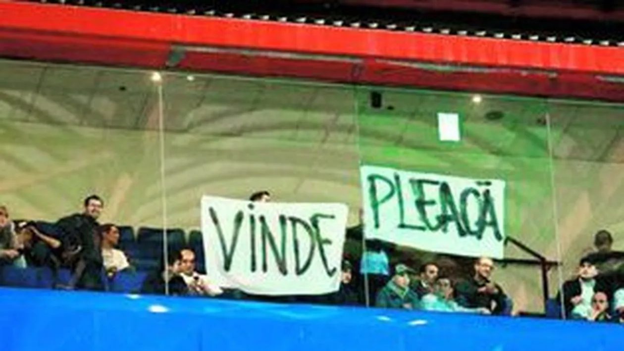 L-au contestat din loja pe Becali