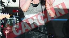 Paula Seling a sarit in apararea Anitei Doth de la 2unlimited