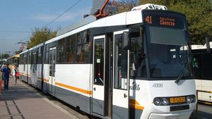 STB: Tramvaiul 41 va circula toată noaptea de Revelion. Vor fi și autobuze de noapte