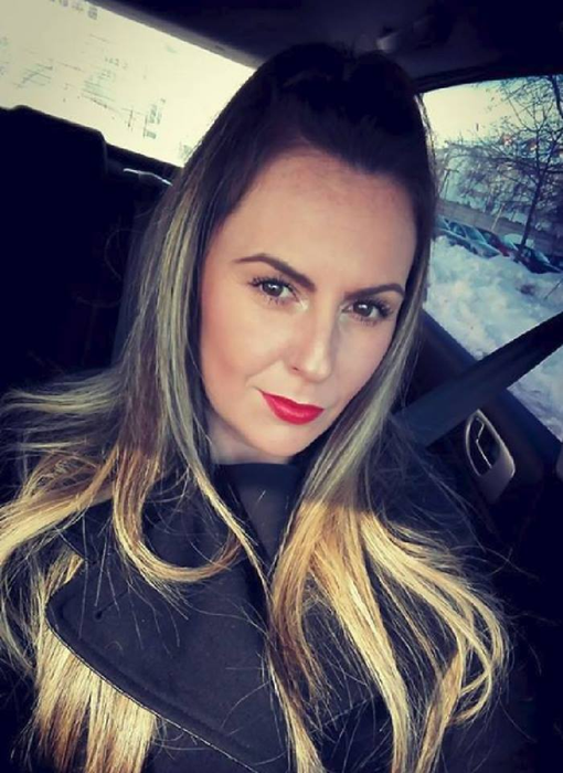 Imagini sfâşietoare cu Alina Coşovliu, poliţista în vârstă de 28 de ani care a murit de cancer! Cum arăta cu puţin timp
