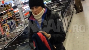 Soţia lui Petre Roman, filmată la shopping, în timp ce el era audiat la Parchet!