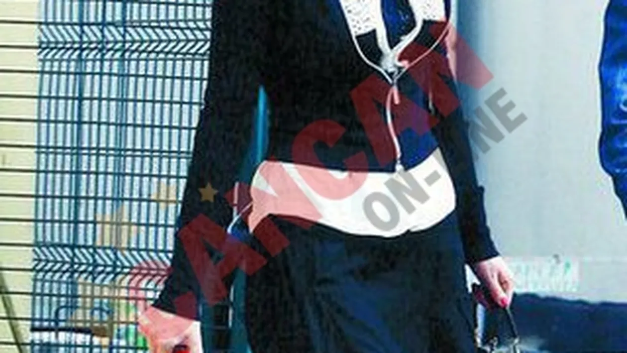 Am ramas cu poseta si un ochi negru