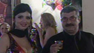 "Zavoranca s-a rugat de mine s-o despart pe Bahmuteanca de barbatul ei"! Mama vrajitoarei Vanesa face dezvaluiri incendiare despre scandalul divortului dintre Adriana si Silviu Prigoana!