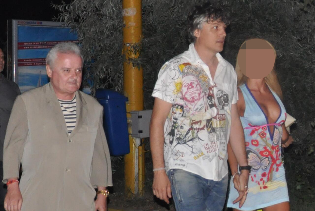 Iubita secretă a senatorului ”Facebook” rupe tăcerea