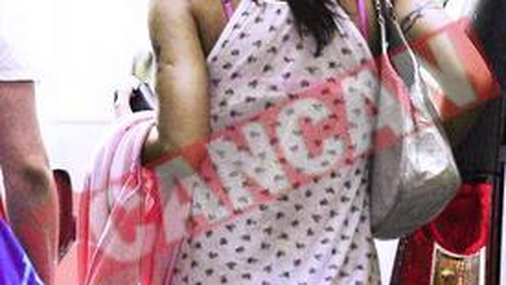 In pijama pe strada