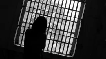 Lituanianca care şi-a omorât fetiţa de doar două luni, la Stoeneşti, rămâne după gratii