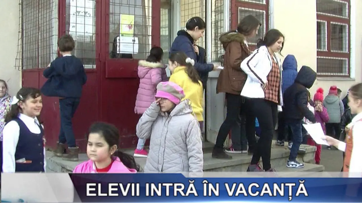 Elevii vor avea vacanță în octombrie! Calendar an școlar 2018 - 2019