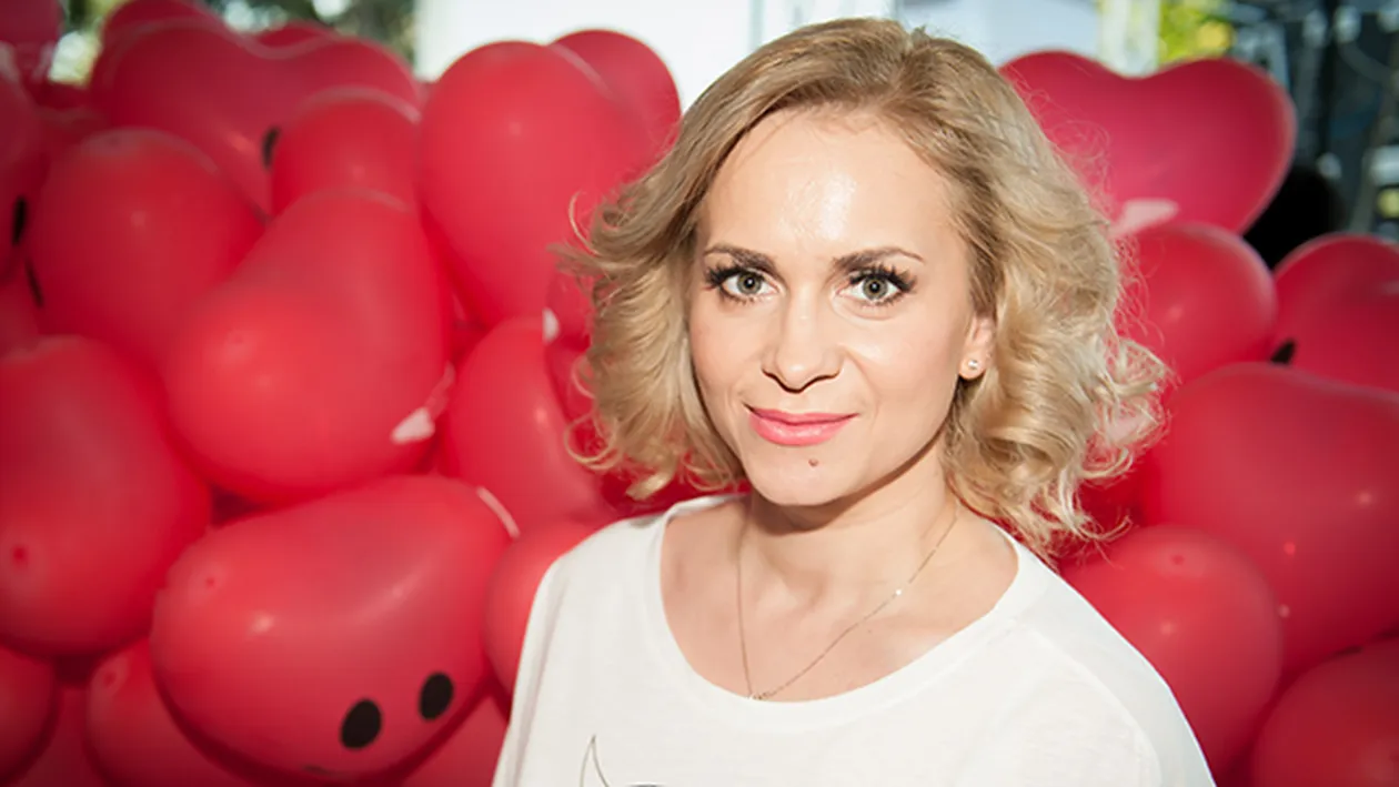 Paula Chirila e pregatita pentru toate intrebarile fiicei sale. Vezi cum ar reactiona vedeta daca ar afla ca este lesbiana!