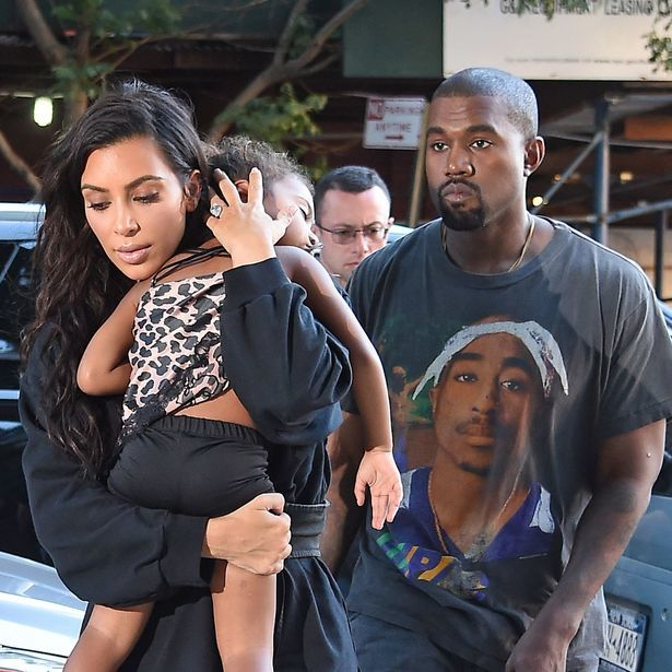 Kim Kardashian şi Kanye West au devenit din nou părinţi! „E cel mai mare dar pe care îl poate primi cineva”
