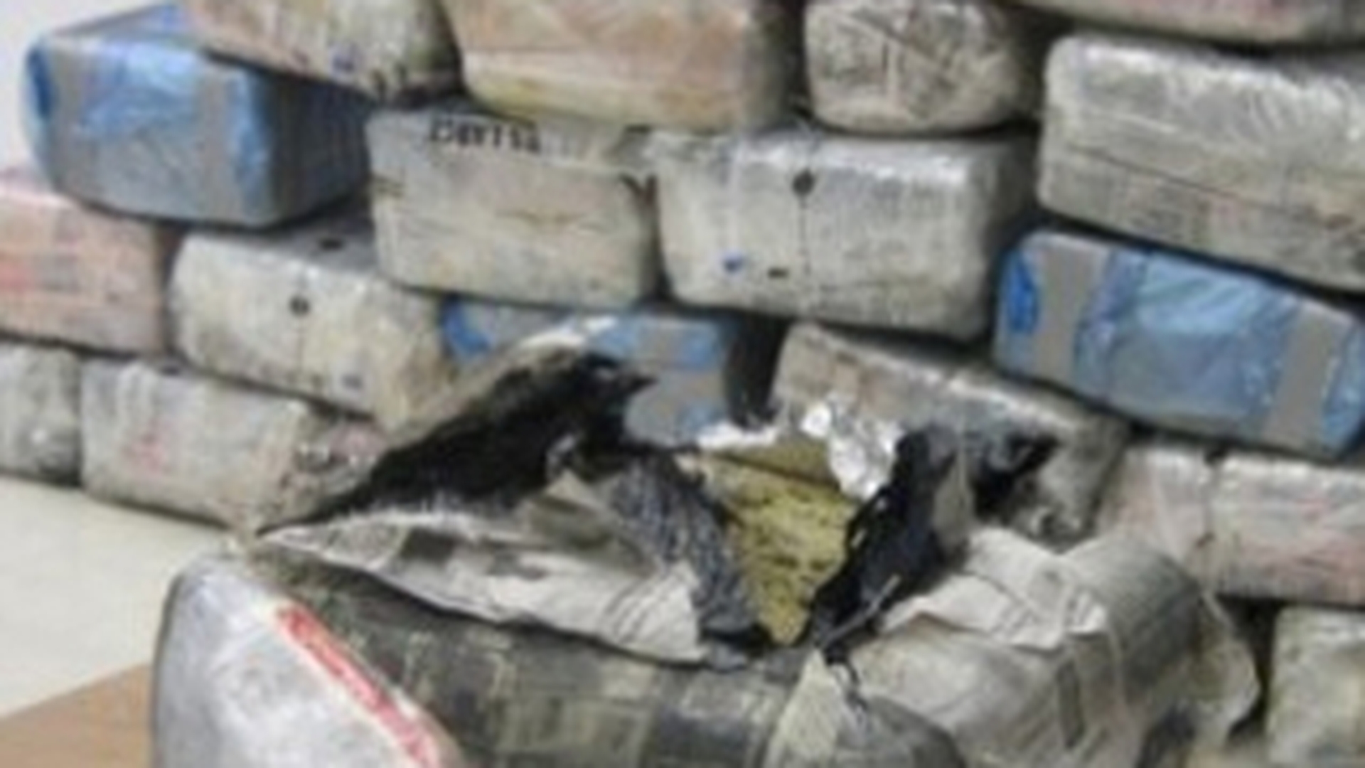 O retea de traficanti de droguri a fost anihilata in Peru, 14,6 tone de cocaina confiscate