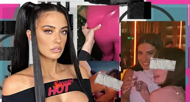 Antonia, show erotic cu o tânără, în club! Artista s-a lăsat linsă și mângâiată pe părțile intime!