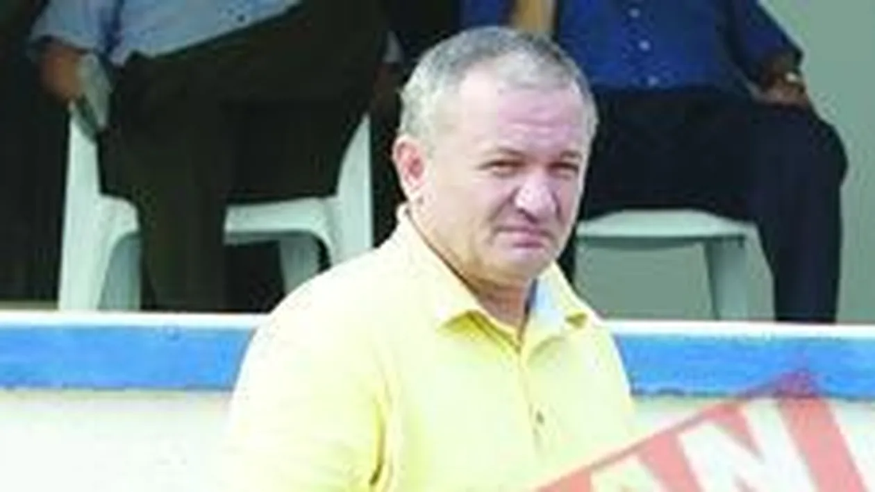 Porumboiu l-a certat pe Dorinel