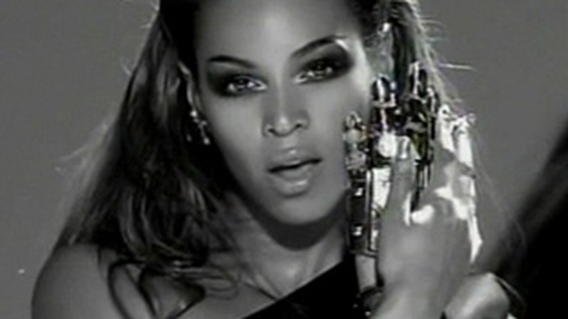 Rapperul Jay-Z: "Beyonce este reincarnarea lui Michael Jackson"