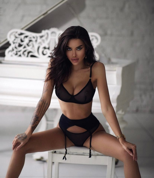 Valeria știe cum să atragă atenția oricui / Sursă foto: Instagram.com