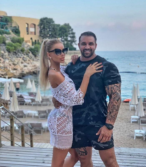 Alex Bodi, în perioada când forma un cuplu cu Bianca Drăgușanu