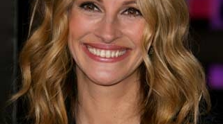 Julia Roberts 500000$ minutul! Atat castiga vedeta din filmari!