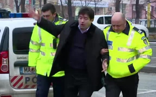 ÎPS i-a luat apărarea preotului Valeriu Roman, susţinând că cineva i-a pus gând rău