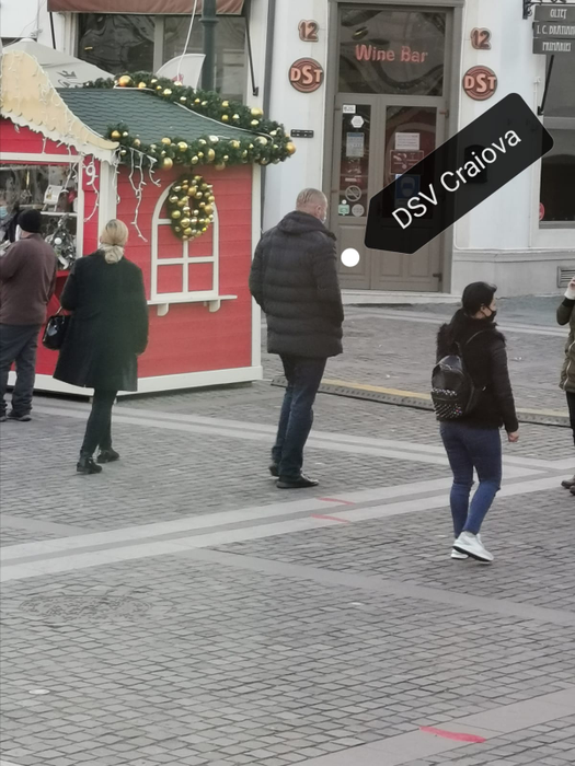 Târgul de Crăciun din Craiova a fost închis de DSV, la nicio oră de la deschidere