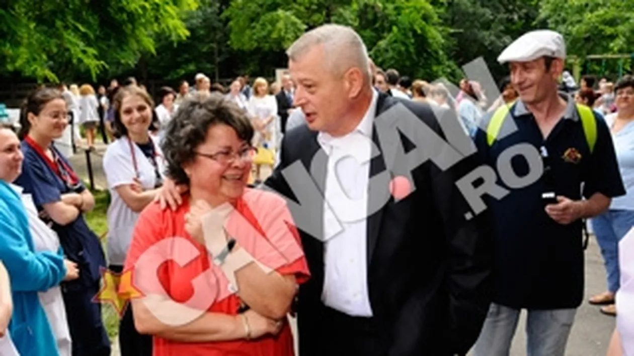 Oprescu, la inaugurarea unui loc de joaca de la Spitalul Clinic de Copii Dr. Victor Gomoiu: Parerea mea este ca anul viitor, la sfarsit, ne apucam sa bagam aparatura in noul spital