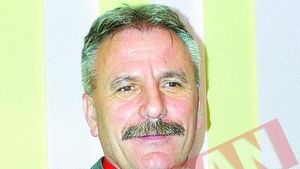 Jefuit de propria secretara