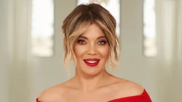 Gina Pistol, în rochie albă la TV. Fanii au reacționat imediat: ”Ce mireasă frumoasă!”
