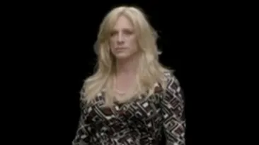 VIDEO James Bond a devenit femeie! Vezi aici cum arata actorul Daniel Craig in rochie