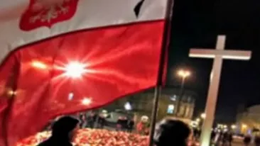 Trupul neinsufletit al sotiei presedintelui Kaczynski a fost identificat