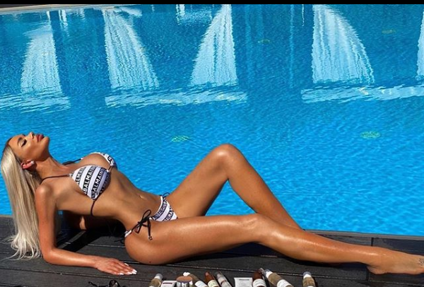 Mesajul halucinant primit de Bianca Drăgușanu după ce a fost făcută zob de Bodi: ”Așa zice legenda!”