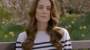 Kate Middleton şi-a donat părul copiilor bolnavi de cancer. Decizie înduioşătoare, înainte să fie diagnosticată chiar ea cu boala