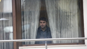Imagini de senzatie cu milionarul proaspat eliberat din inchisoare! Gigi s-a facut… “baiat Gigea” de Sfantul Gheorghe!