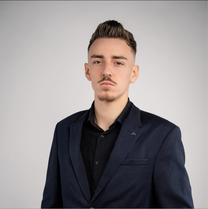 Alertă în România! Cristian Filip, un influencer milionar de 21 de ani, a dispărut fără urmă. Cine îl vede, să sune imediat la Poliție