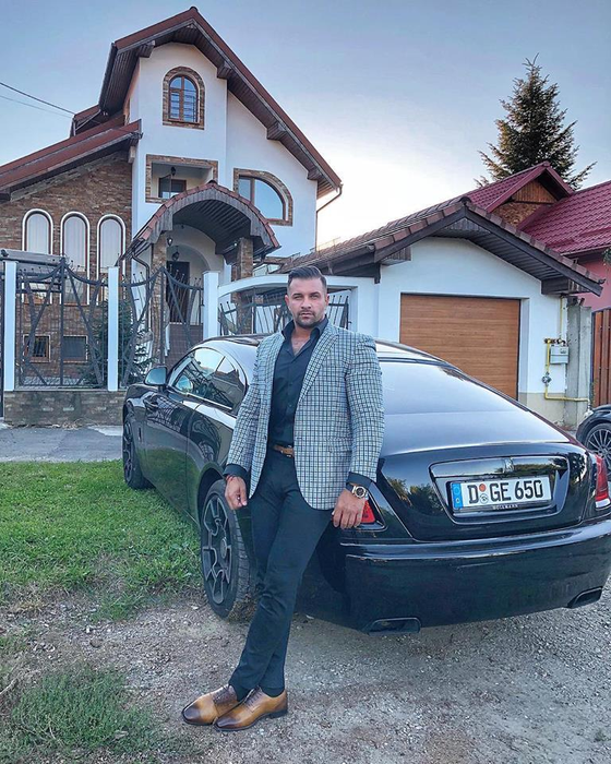 Cel mai nou cuplu din showbiz!? Cu cine s-a cuplat Bianca Dragusanu! Cine este Alex Bodi