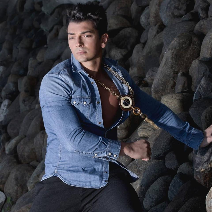 Bogdan a câștigat Mister România 2019