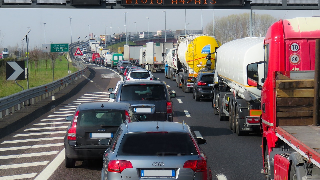 Care sunt regulile de aur pentru cei care vor să tranziteze Ungaria. Ce stipulează legea pentru cei care nu le respectă