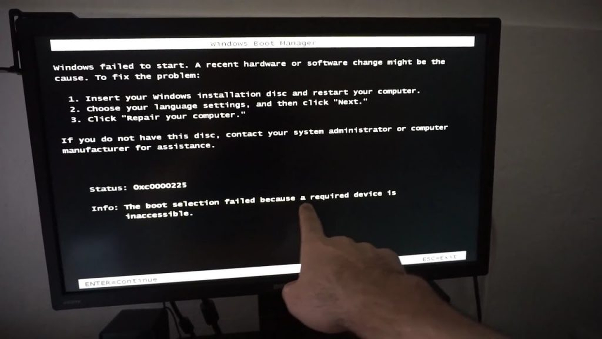 Se blochează laptopul și se închide? Nu e vina ta, Microsoft chiar a dat-o în bară!