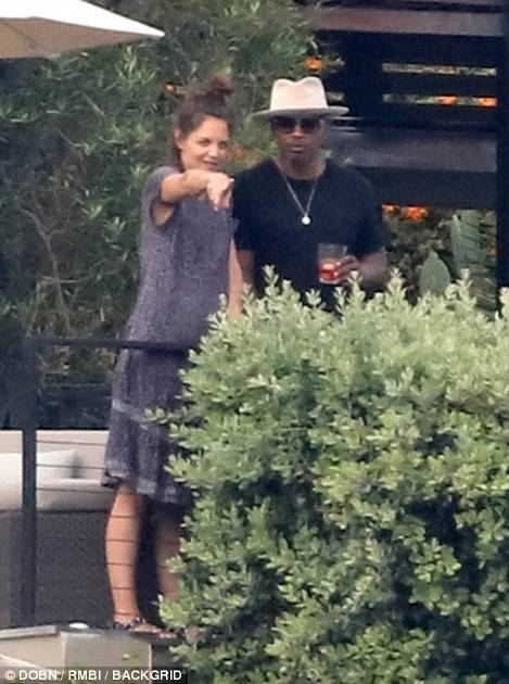 Katie Holmes se iubeşte cu Jamie Foxx! Primele imagini cu cei doi actori împreună