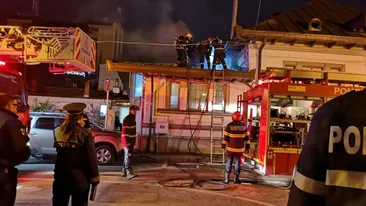 Incendiu la un restaurant din Argeș. 20 de persoane au fost evacuate
