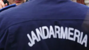 VIDEO A ramas fara pulan! Un jandarm din Focsani si-a taiat penisul din cauza ca era prea stresat!