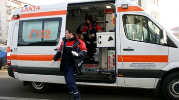 Tragedie la Arad! Un mort si cinci raniti în urma unui accident in care au fost implicate patru masini
